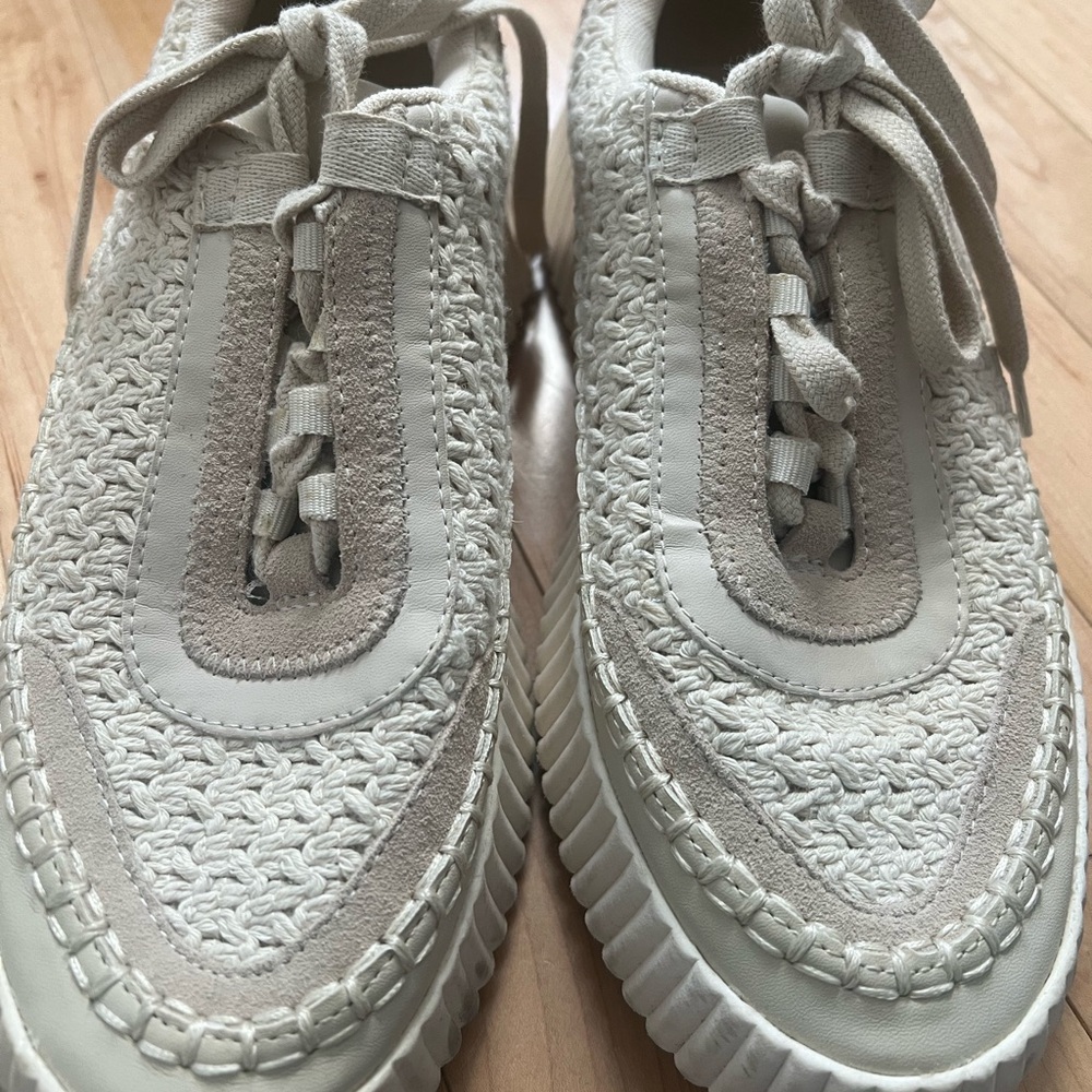 Dolce Vita Dolen Sneaker